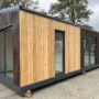 Contenedor de Oficina Residencial de 24 m2